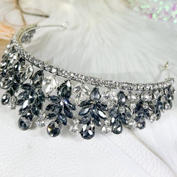 Gray Gemstone Hair Acessories, Silver Wedding Crown Headpiece, Anniversary Gift - Picture 5 of 6